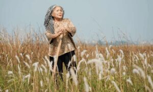 NSƯT Lê Thiện hóa thân đầy cảm xúc